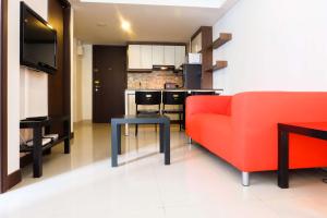 2BR Best Location The H Residence Apartment By Travelio