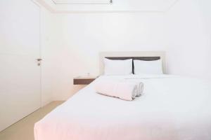 Cozy 1BR at Bassura Apartment near to Bassura City Mall By Travelio