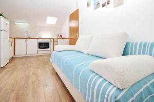 Appartement in Baška mit Eigenem Balkon - b59512