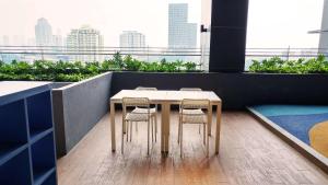 Best In Pancoran LAvenue Apartment By Travelio