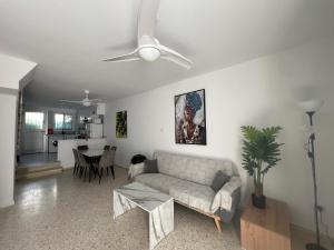 Natalias Townhouse, Margarita Gardens 003