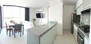 PuertoAzul Club House Apt 21108 Ricaurte Cund Precio por huésped Ninos pagan completo