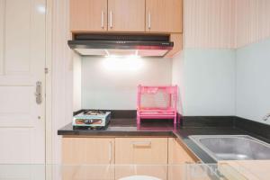 Comfort Living 1BR at The Boulevard Apartment By Travelio