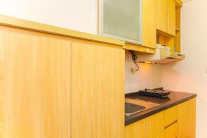 Cozy Living 1BR Maple Park Sunter Apartment By Travelio