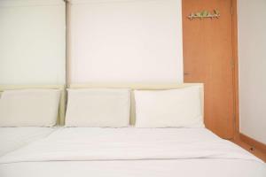 Homey and Nice 1BR at The Mansion Kemayoran Apartment By Travelio