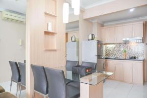 Comfort Stay 2BR at Signature Park Tebet Apartment By Travelio