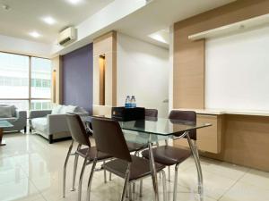 Modern Look and Comfort 2BR Kemang Village Apartment By Travelio