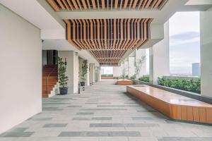 Wonderful and Homey 1BR The Smith Alam Sutera Apartment By Travelio