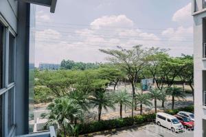 Homey and Good Deal Studio Casa de Parco Apartment By Travelio