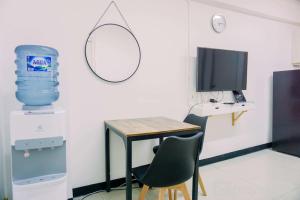 Cozy and Comfort Living 2BR Green Bay Pluit Apartment By Travelio