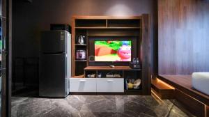 Simple and Modern Studio (No Kitchen) Anderson Supermall Mansion Apartment By Travelio