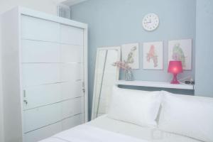 Modern and Comfort 2BR Apartment at Signature Park Grande By Travelio