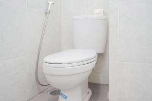 Relax and Simply Studio Apartment at Parkland Avenue By Travelio