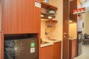 Best and Homey Studio at Transpark Bintaro Apartment By Travelio - Mencil
