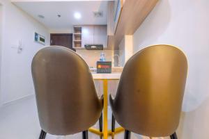 Great Deal Studio at Daan Mogot City Apartment By Travelio