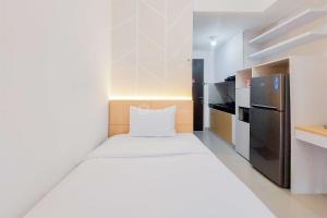 Good Deal and Cozy Studio Serpong Garden Apartment By Travelio