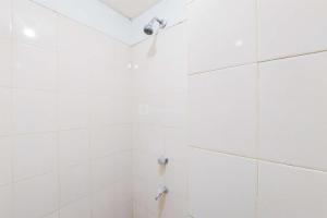 Good Deal and Comfort Stay Studio Serpong Greenview Apartment By Travelio