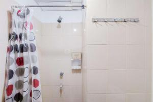 Good Choice and Homey Studio at Serpong Greenview Apartment By Travelio