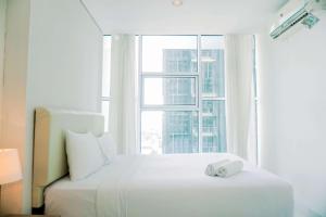 Good Deal and Minimalist 1BR Brooklyn Alam Sutera Apartment By Travelio