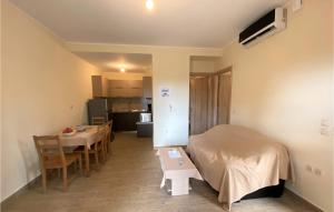 Nice Apartment In Nafpaktos With Wifi