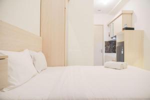 Minimalist and Comfy Studio at Tokyo Riverside PIK 2 Apartment By Travelio