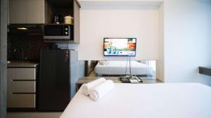 Simple and Cozy Studio at Tanglin Supermall Mansion Apartment By Travelio