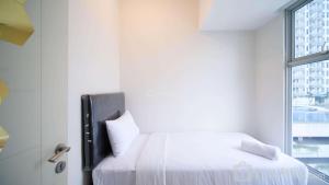 Spacious 2BR Connected to Mall at Anderson Supermall Mansion Apartment By Travelio