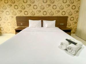 Homey and Comfort Living Studio Apartment Warhol (WR) Residences By Travelio