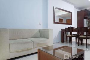 Modern 2BR Apartment at Aryaduta Residence Surabaya Connected to CITO Mall By Travelio