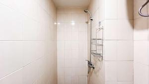 Comfort Studio Apartment Vida View Makassar By Travelio