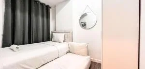 Comfortable and Good Deal 2BR Apartment at Vida View Makassar By Travelio - 马卡萨