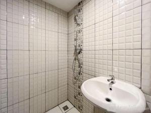 Modern Designed Studio at De Prima Apartment By Travelio