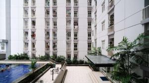 Simple and Comfortable Living Studio at Bale Hinggil Apartment By Travelio