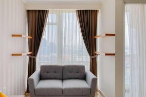 Good Choice and Elegant Studio Menteng Park Apartment By Travelio