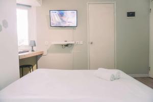 Enjoy Living Studio (No Kitchen) Apartment Aeropolis Residence By Travelio