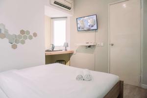 Enjoy Living Studio (No Kitchen) Apartment Aeropolis Residence By Travelio