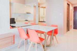 Serene 2BR Sky House BSD Apartment next to AEON Mall By Travelio