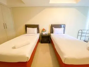 Minimalist Studio Room Marquis de Lafayette Apartment By Travelio - Jepara