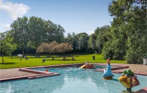 3 Bedroom Amazing Home In Heinkenszand