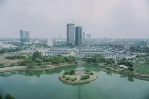 Modern Studio at Pacific Garden - Campus Town @Alam Sutera Apartment By Travelio - Pakulonan Dua