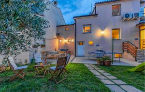 Holiday Home Pula 23 With Outdoor Swimmingpool