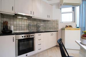 Modern City Apt in the Heart of Heraklion