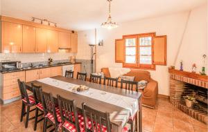 4 Bedroom Nice Home In Riells I Viabrea