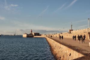 Luxury Apartment in Dun Laoghaire - Hotel 4 stelle a Dublino