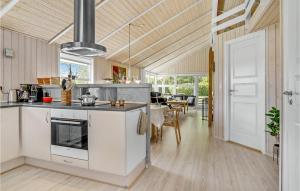 Three-Bedroom Holiday Home In Middelfart