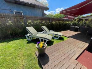 Cute little house with private area and terrace