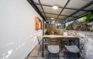 Nice Home In Brsec With Wifi