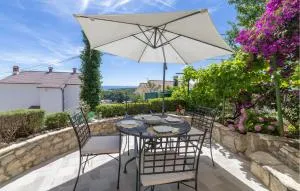 3 Bedroom Awesome Home In Mundanije - 蒙达尼耶