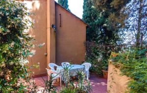 Nice Apartment In Castelanselmo