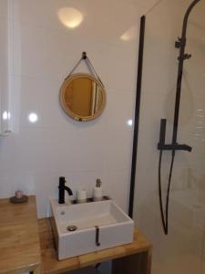 Appartements Appartement avec jardinet et terrasse : photos des chambres